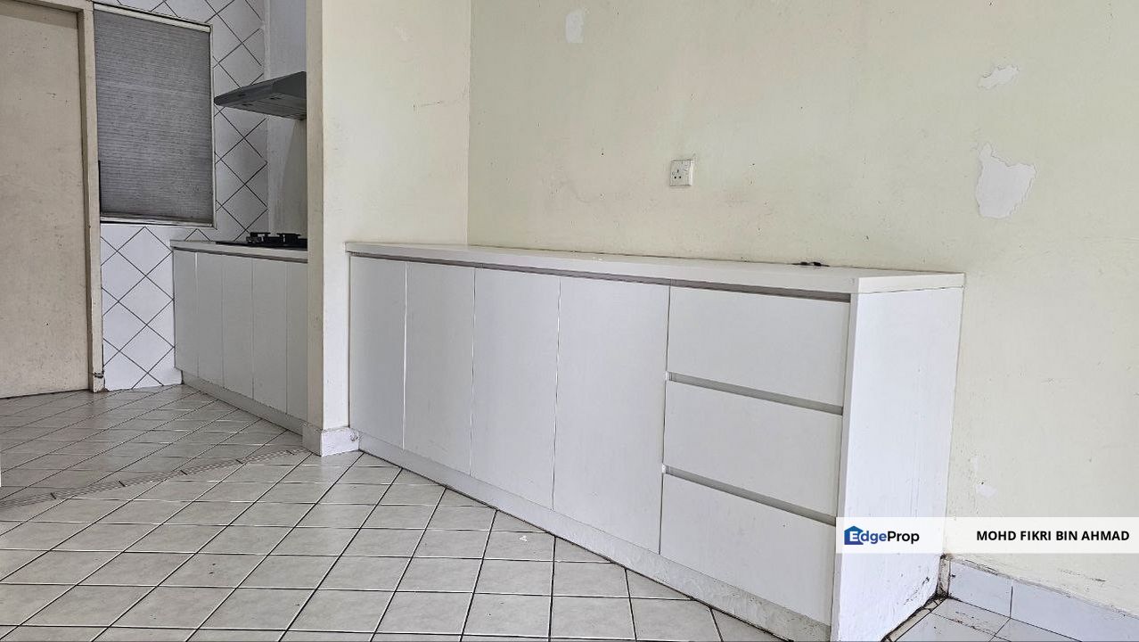 FOR SALE: Near MRT Duplex Condo Armanee Damansara Damai, Selangor, Damansara Damai