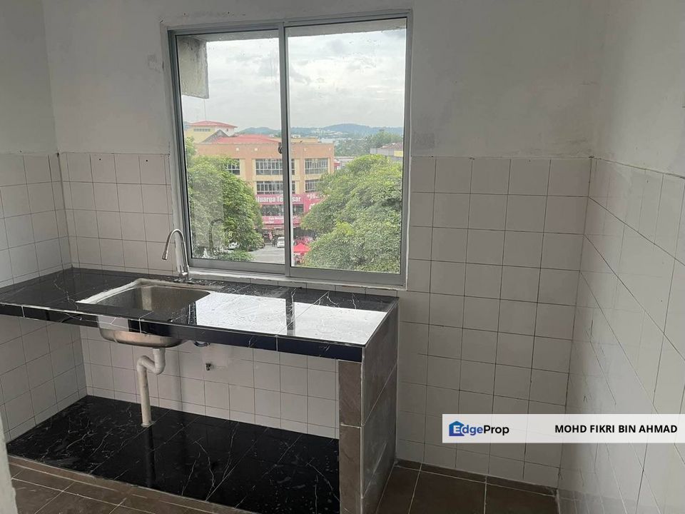 FOR RENT: Flat Taman Subang Perdana Subang, Selangor, Subang