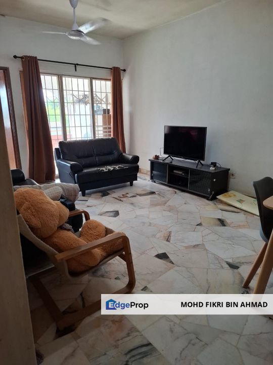 FOR SALE: Near LRT Metro Villa Apartment Taman Cahaya Ampang, Selangor, Ampang