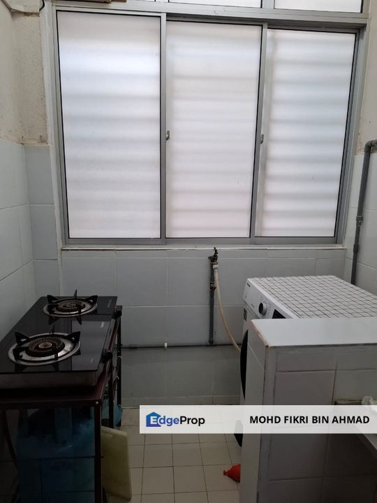 FOR SALE: Near LRT Metro Villa Apartment Taman Cahaya Ampang, Selangor, Ampang