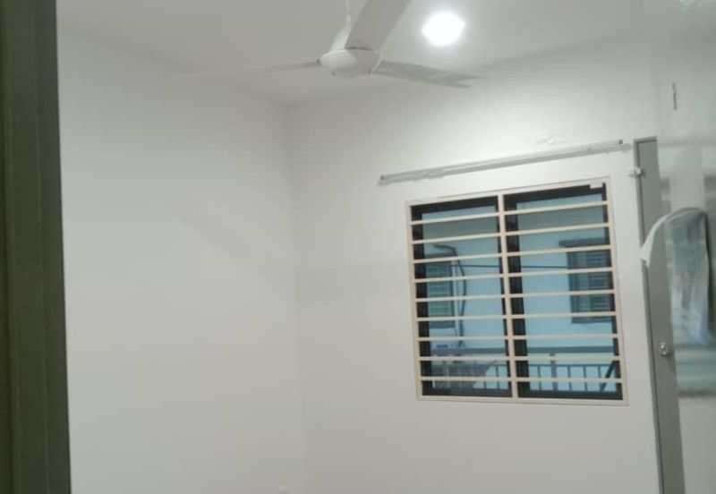 Taman Garing Gemilang