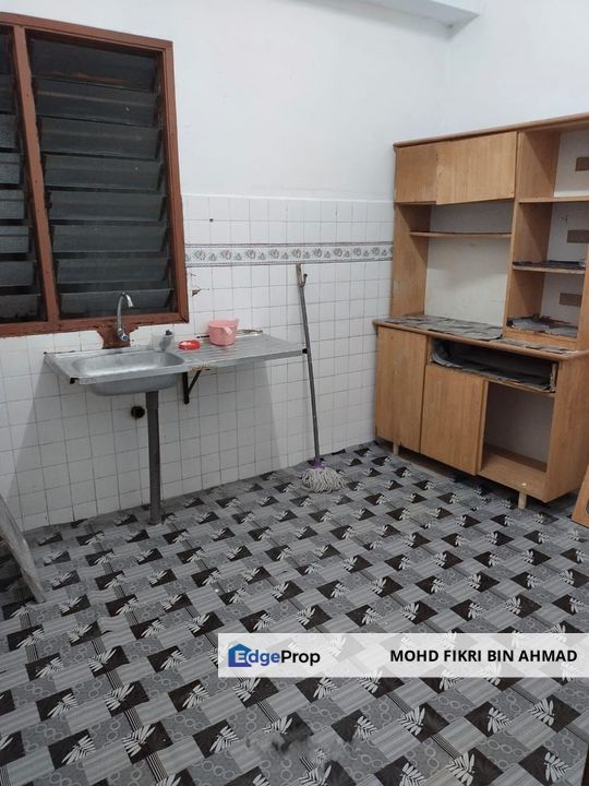 FOR SALE: Flat Taman Mulia Jaya Ampang, Selangor, Ampang