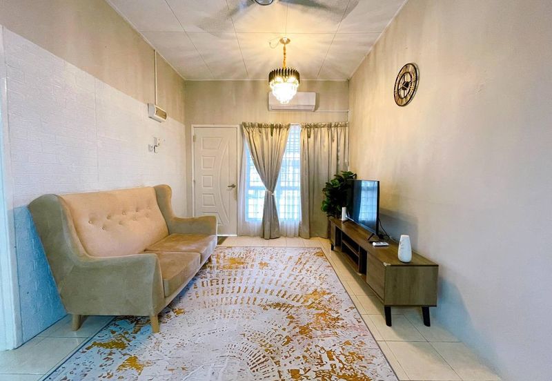 Taman Pinggiran Pelangi