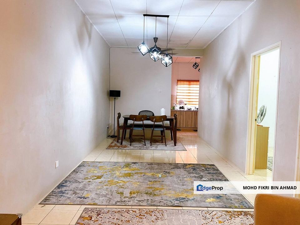FOR SALE: Freehold Single Storey Terrace Taman Pinggiran Pelangi Rawang, Selangor, Rawang