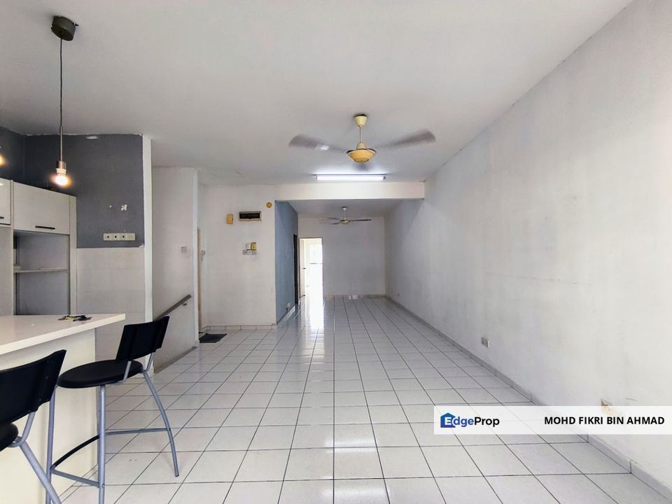 FOR SALE: Townhouse Amansiara Selayang Batu Caves, Selangor, Selayang