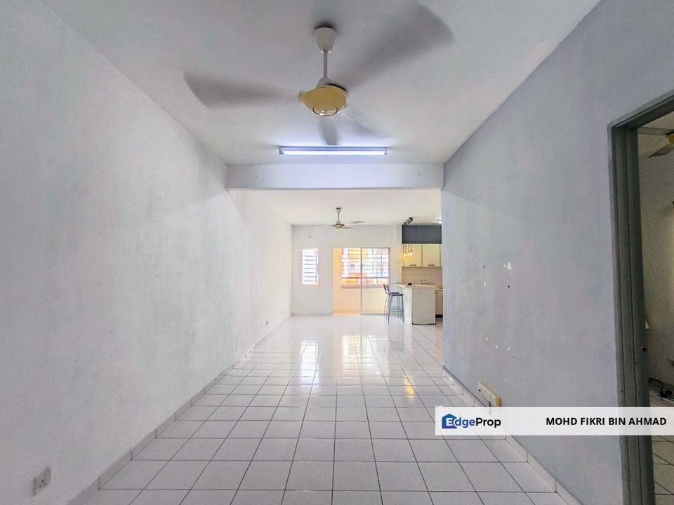 FOR SALE: Townhouse Amansiara Selayang Batu Caves, Selangor, Selayang