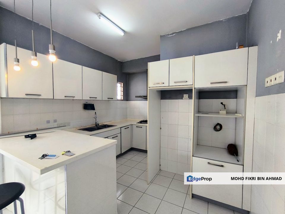 FOR SALE: Townhouse Amansiara Selayang Batu Caves, Selangor, Selayang