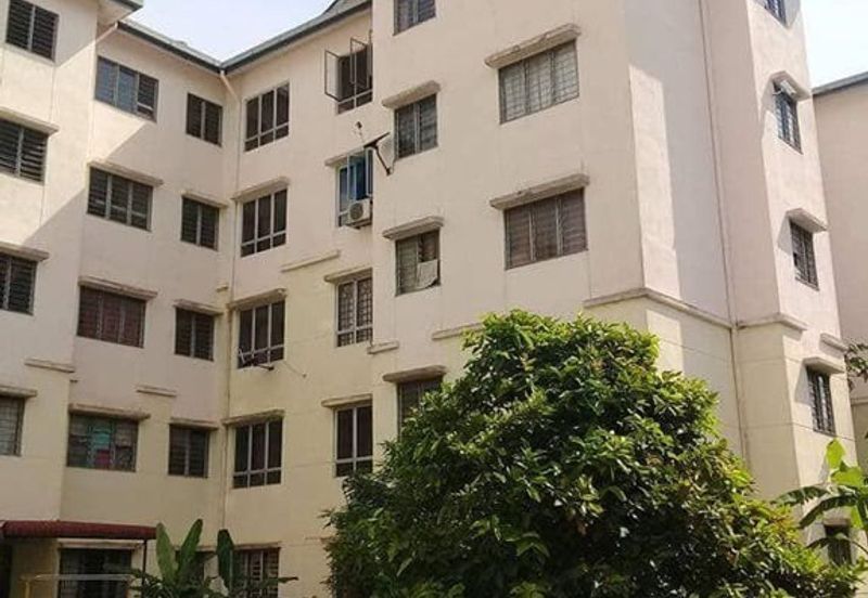 Azalea Court, Bandar Tasik Puteri