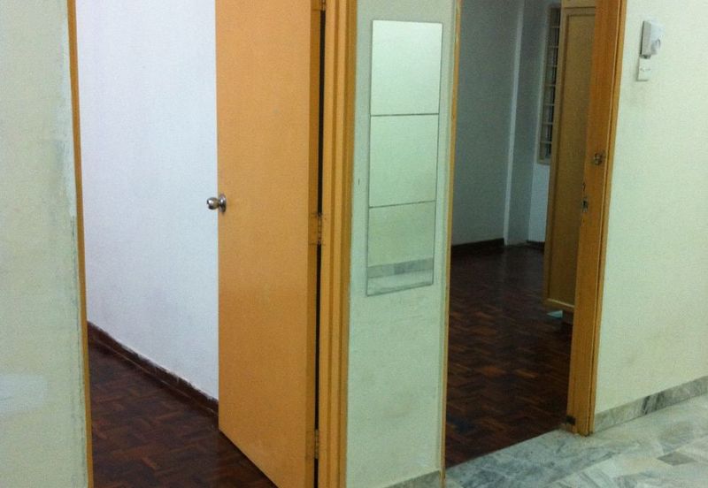 Teratai Mewah Apartment