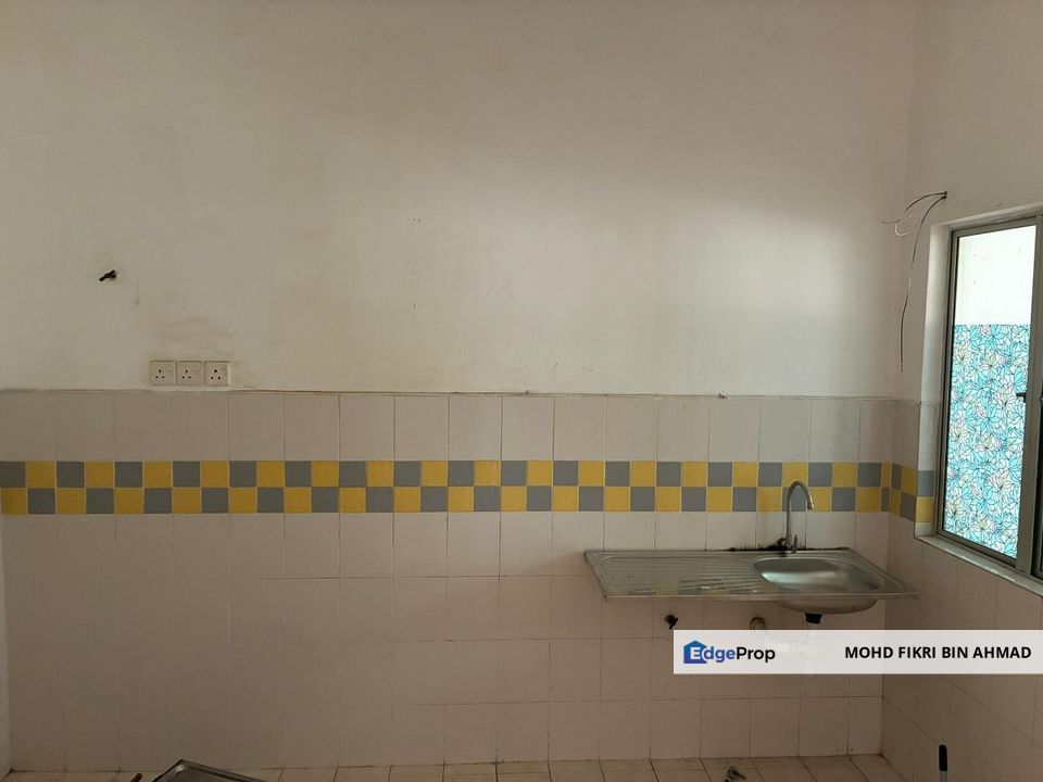 FOR RENT: 2 Storey Terrace House Bukit Subang Shah Alam, Selangor, Shah Alam