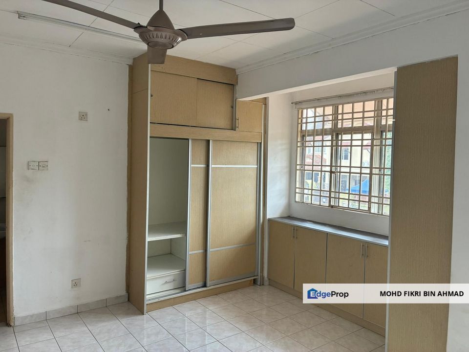 FOR RENT: 2 Storey Terrace House Bukit Subang Shah Alam, Selangor, Shah Alam