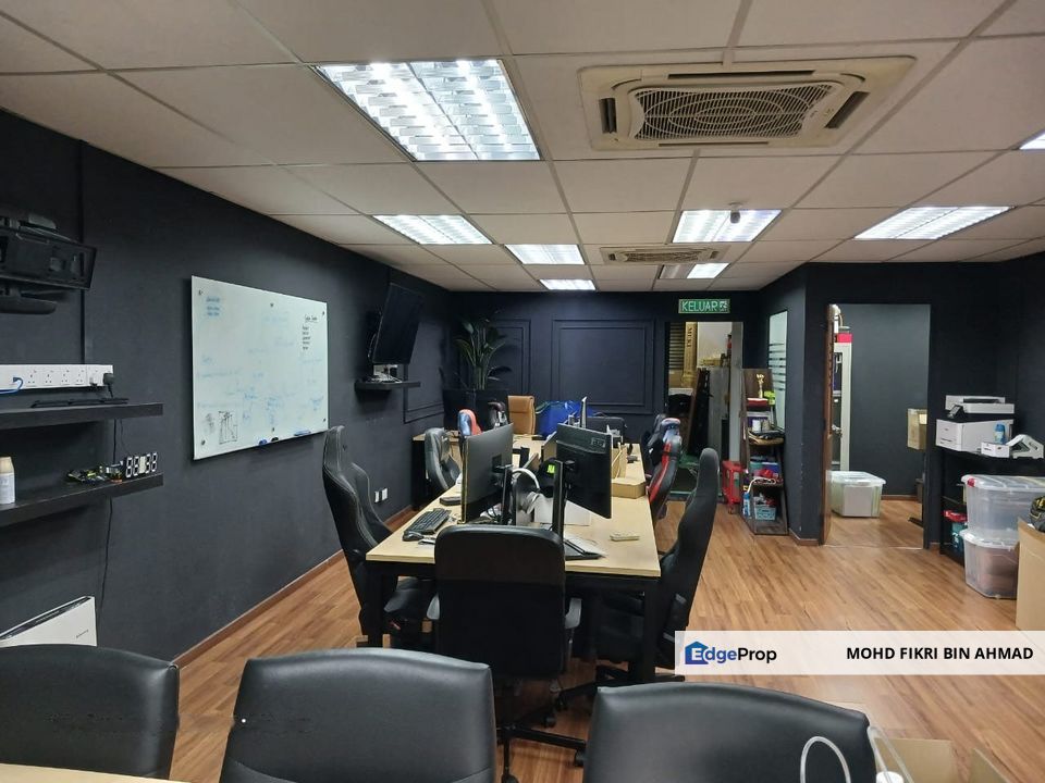 COMMERCIAL FOR RENT: Ground Floor Office Taman Nirwana Ampang, Selangor, Ampang