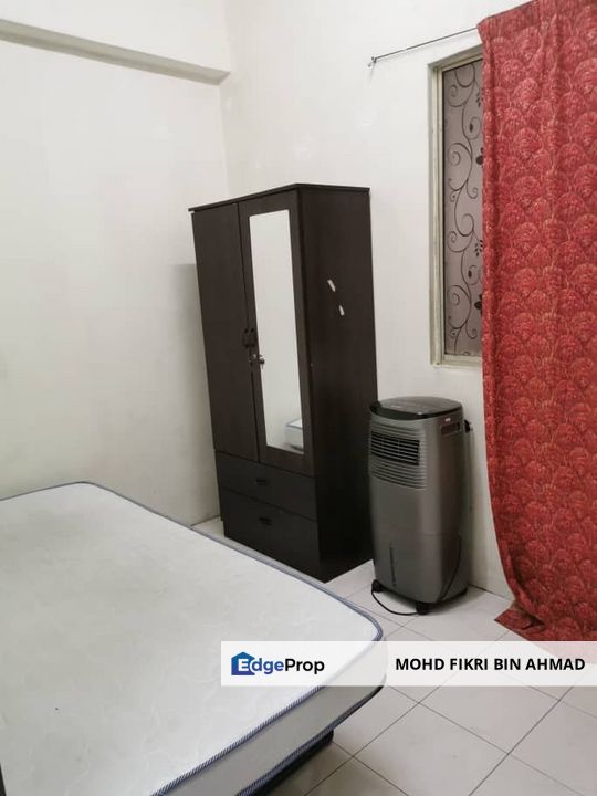 FOR SALE: Putra Ria Apartment Taman Pinggiran Putra Seri Kembangan, Selangor, Puchong South