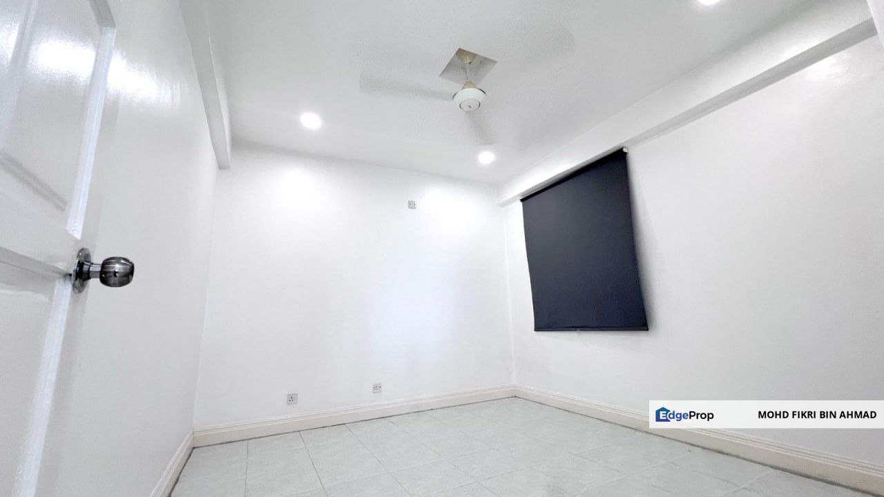 FOR SALE: Freehold Anggerik Villa 2 Apartment Semenyih, Selangor, Semenyih