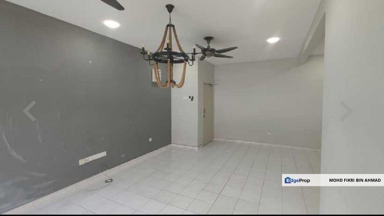 FOR SALE: Gardenville Townvilla Apartment Selayang Heights Selayang, Selangor, Selayang