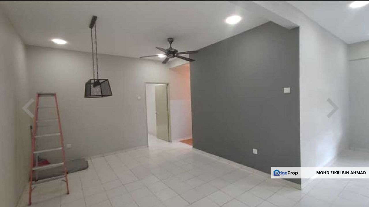 FOR SALE: Gardenville Townvilla Apartment Selayang Heights Selayang, Selangor, Selayang