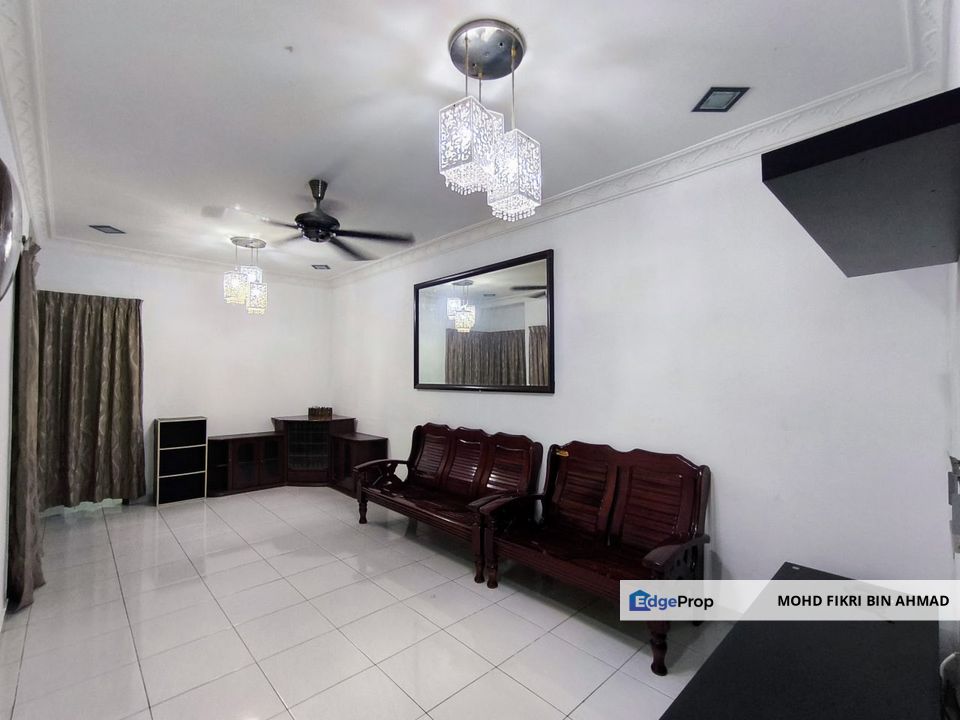 FOR SALE: Furnished Townhouse Taman Amansiara Selayang Rawang, Selangor, Selayang
