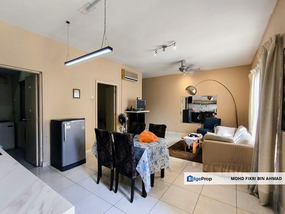 FOR SALE: Furnished Perdana View Condominium Damansara Perdana, Selangor, Damansara Perdana