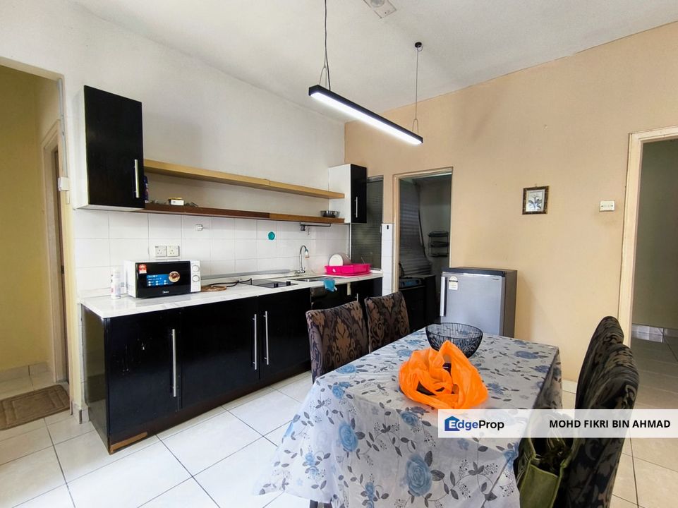 FOR SALE: Furnished Perdana View Condominium Damansara Perdana, Selangor, Damansara Perdana