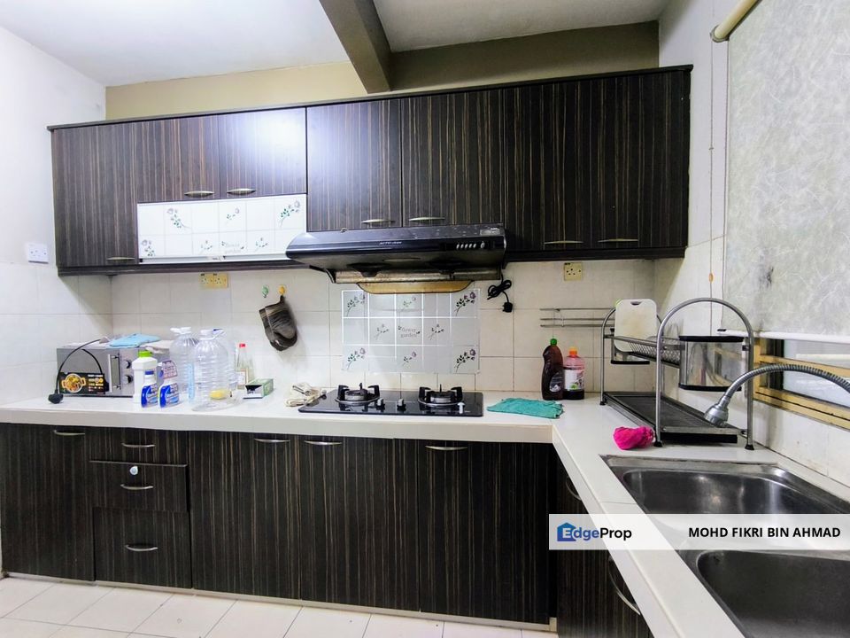 FOR SALE: Furnished Magna Ville Condominium Selayang Batu Caves, Selangor, Selayang