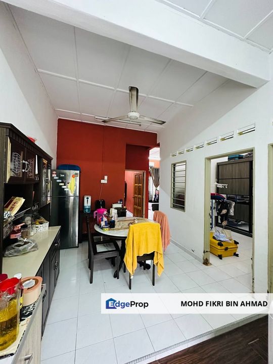 Teres Setingkat Taman Seri Jati Batu Berendam, Melaka, Batu Berendam