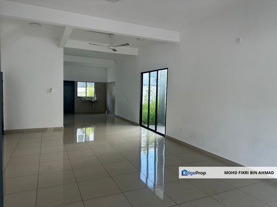 FOR RENT: 2 Storey Semi D Taman Scientex Fasa 2 Rawang, Selangor, Rawang