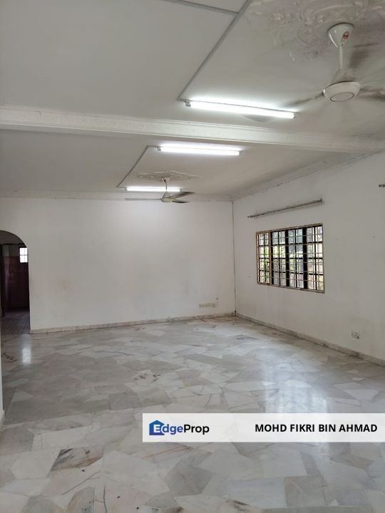 FOR RENT: 1- Storey Bungalow Taman Sri Adjua Sungai Buloh, Selangor, Sungai Buloh