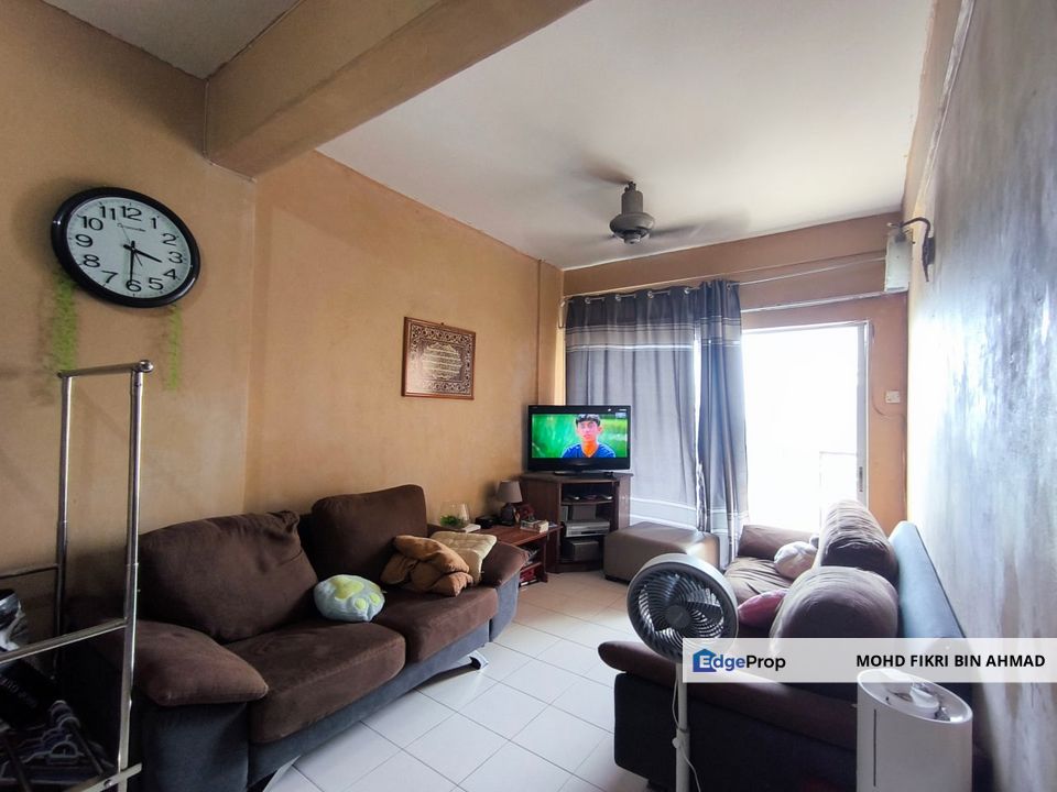 FOR SALE: Kristal Heights 2 Apartment Taman Sri Gombak Batu Caves, Selangor, Gombak