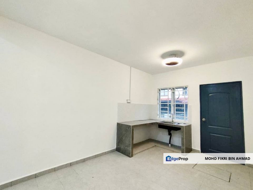 FOR SALE: 2-Storey Terrace Bakawali Bukit Sentosa Rawang, Selangor, Rawang