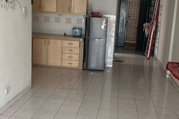 Pangsapuri Perdana, Seksyen 13