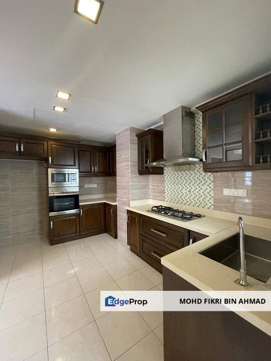FOR SALE: Duplex Perdana Emerald Condominium Damansara Perdana Petaling Jaya Selangor, Selangor, Damansara Perdana