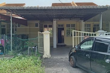 FOR SALE: Rumah Teres Setingkat Taman Wadi Iman Kok Lanas Ketereh Kelantan