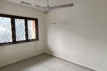 Dahlia Apartment, Pandan Indah