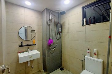 The Trees, Bukit Lanjan