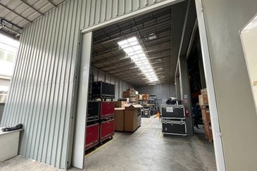 FOR SALE: Semi-Detached Factory Seksyen 26 Shah Alam Selangor