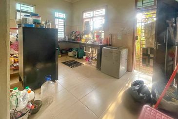 FOR SALE: Rumah Semi D Satu Tingkat Kampung Paya Resak Bukit Payong Kuala Terengganu Terengganu