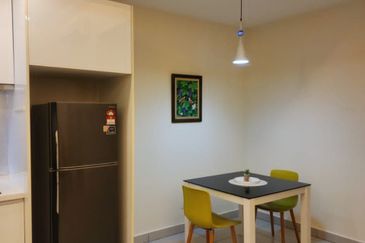 I Residence @ I City