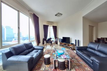 231 TR Serviced Suite