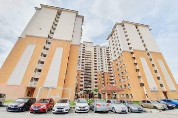 Pangsapuri Putra Damai