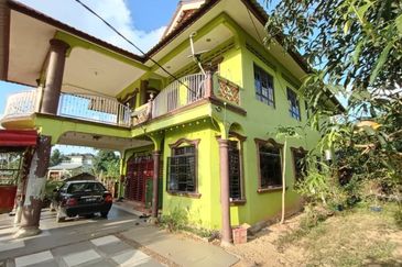 FOR SALE: Rumah Banglo Dua Tingkat Kampung Gerong Tumpat Kelantan