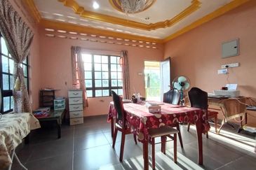 FOR SALE: Rumah Banglo Dua Tingkat Kampung Gerong Tumpat Kelantan