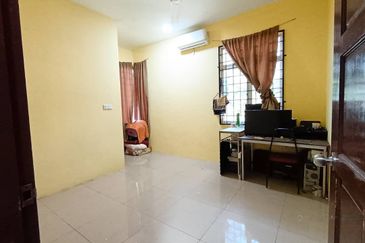 FOR SALE: Rumah Semi D Setingkat Repek Pasir Mas Kelantan