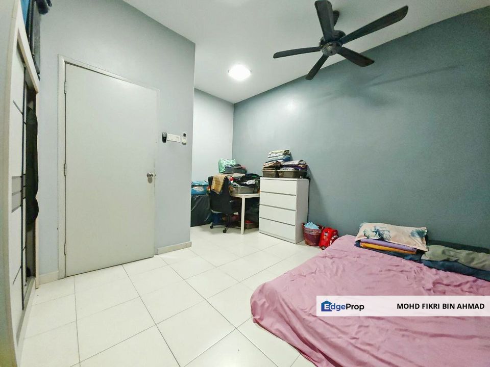 FOR SALE: Suria Apartment Kota Damansara Petaling Jaya Selangor, Selangor, Kota Damansara