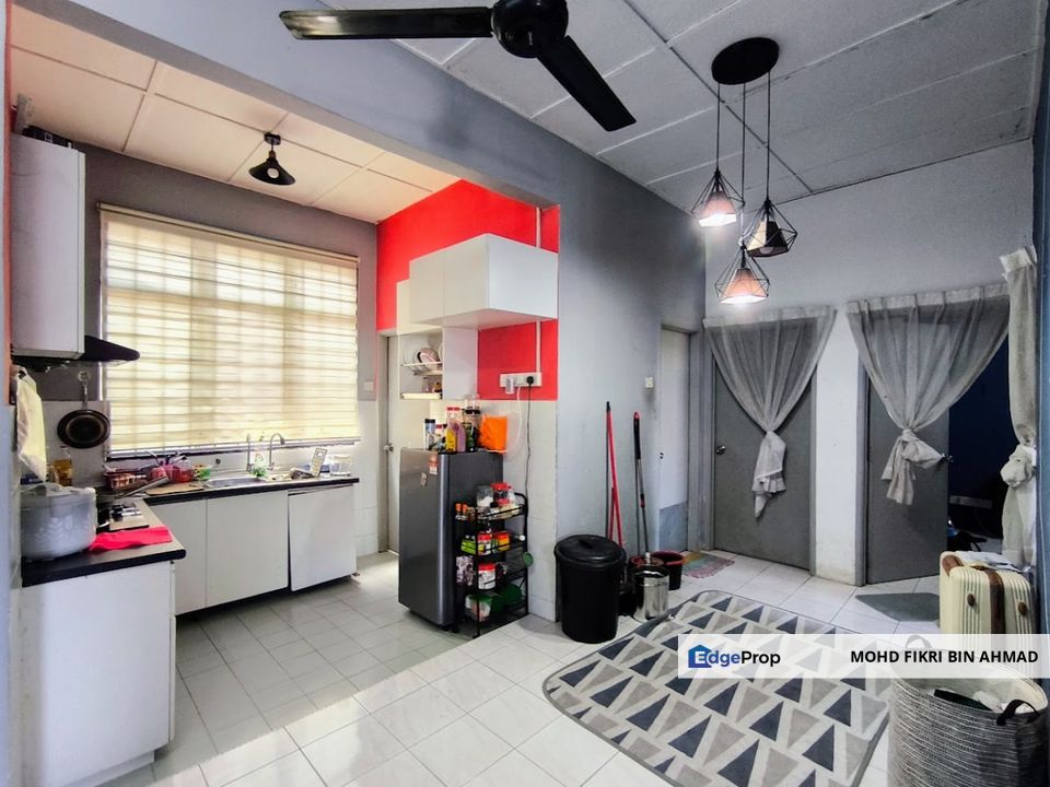 FOR SALE: Dahlia Court Apartment Salak Tinggi Sepang Selangor, Selangor, Sepang