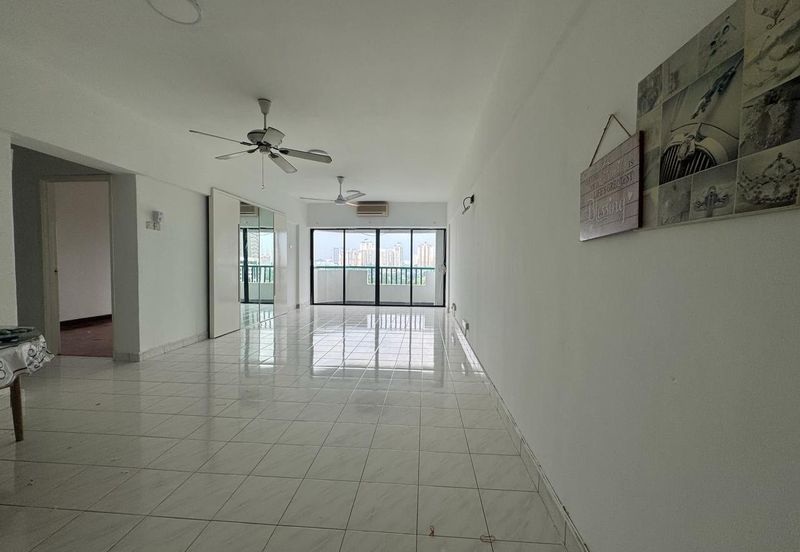 Anjung Hijau (Greenfield Apartment)