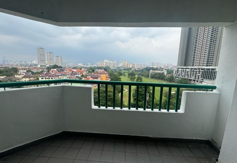 Anjung Hijau (Greenfield Apartment)