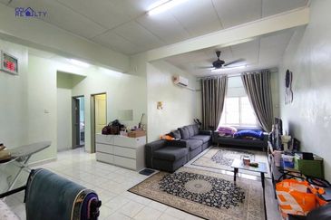 Pangsapuri Seroja Bukit Jelutong