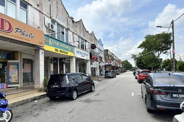 FOR RENT: 1st Floor Shop Lot Taman Seri Duyong Ayer Molek Melaka