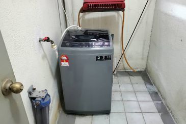 Endah Regal Condominium