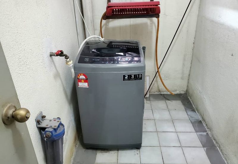 Endah Regal Condominium